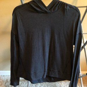 Lululemon lightweight pullover size 6